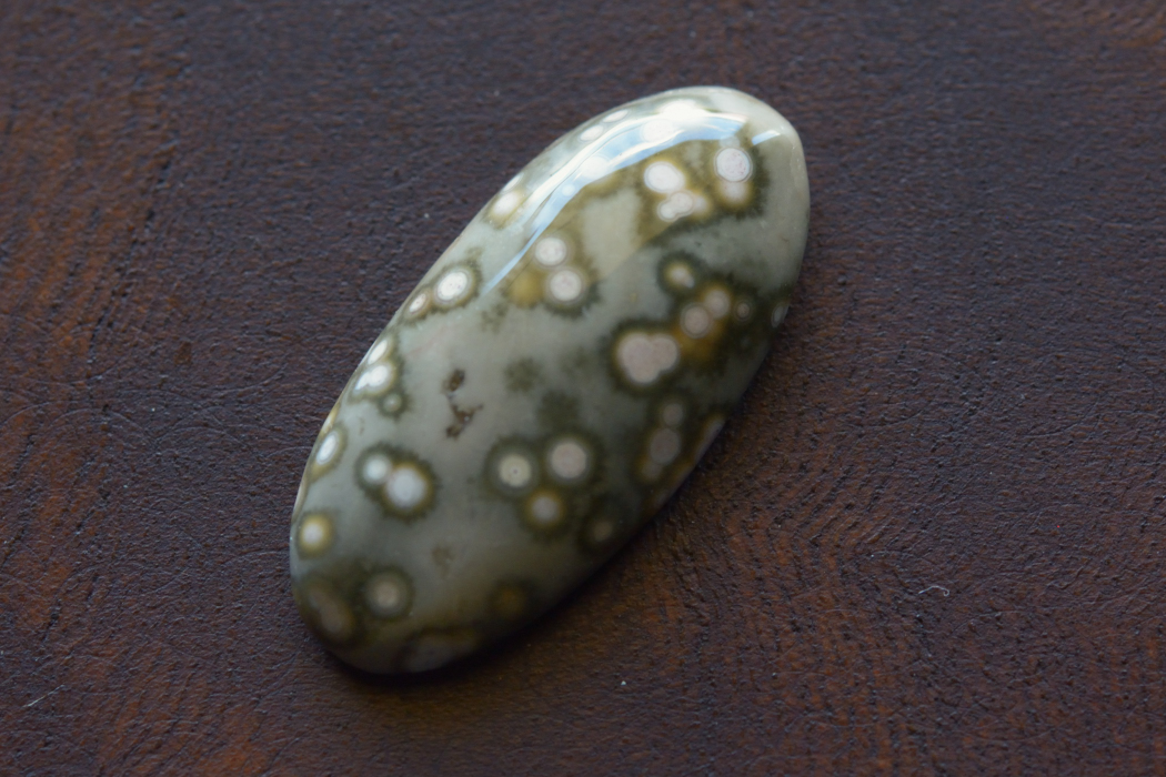 オーシャンジャスパー【56】　ルース・カボション（21.5×10mm）