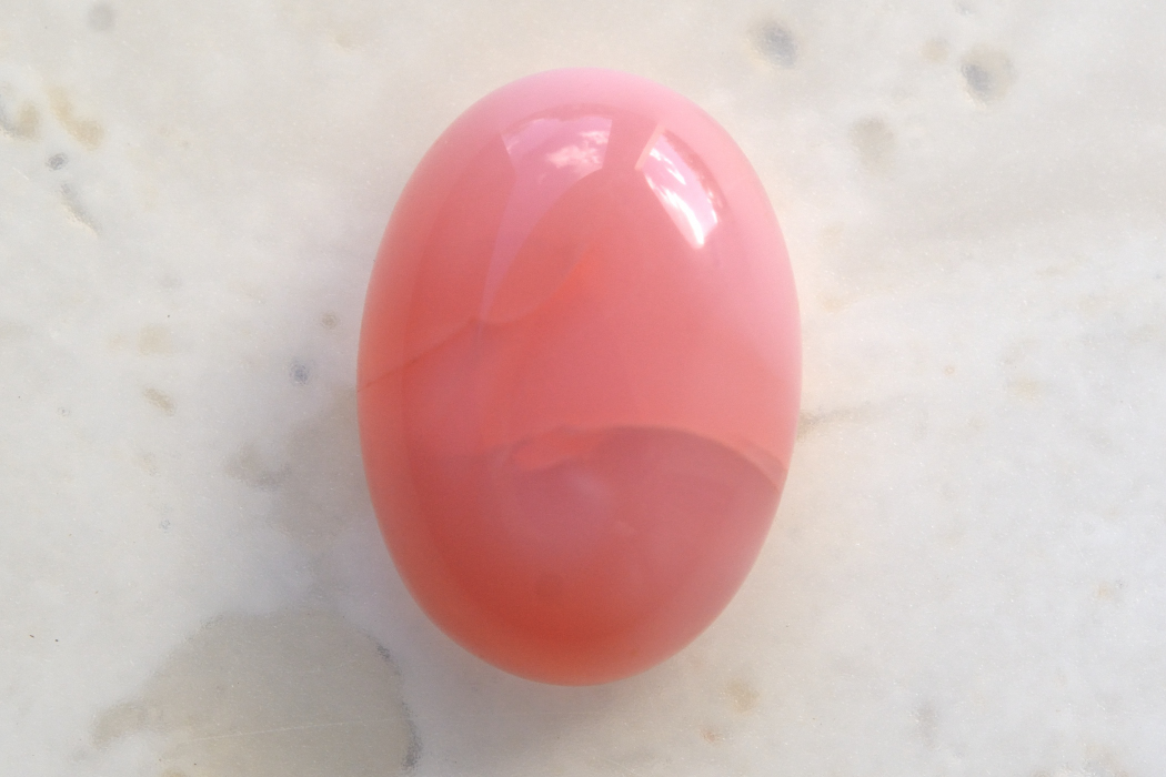 ピンクオパール【4】ルース・カボション（18×13mm）