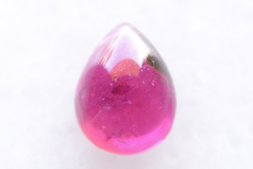 ピンクトルマリン【47】天然石ルース・カボション（13×10mm）