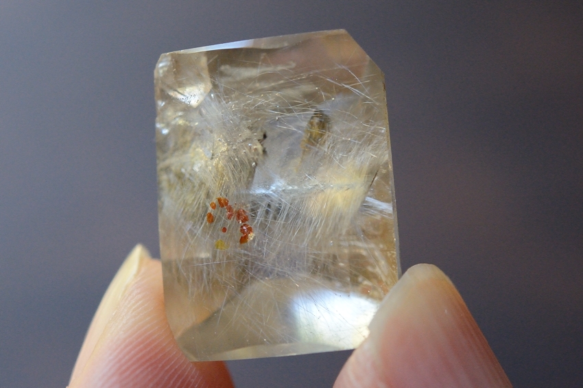 クォーツインクォーツ（貫入水晶）【15】天然石ルース・カボション（20×15.5mm）