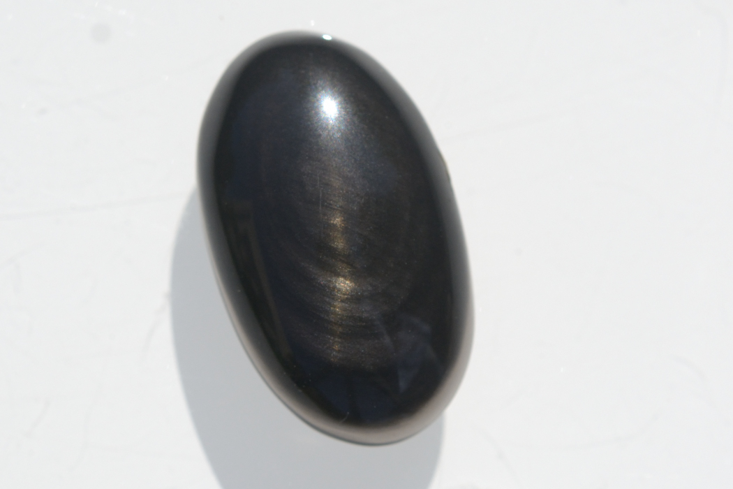 オブシディアン【4】ルース・カボション（31×18.5mm）