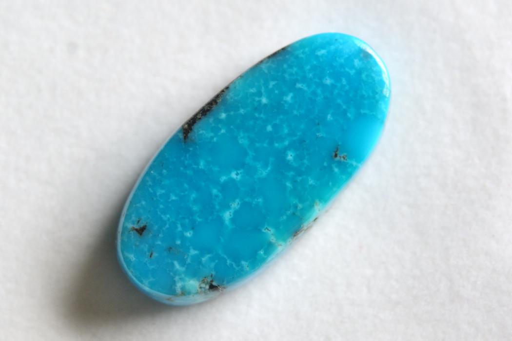 スリーピングビューティーターコイズ（珪化ターコイズ）【8】ルース・カボション（26.5×13mm）
