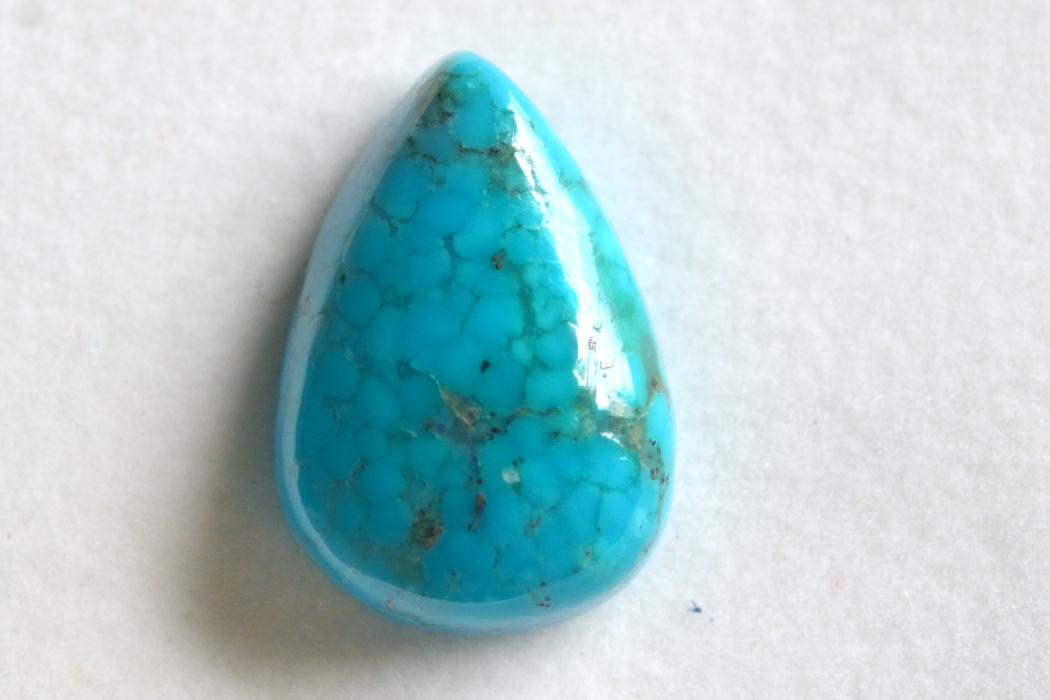 スリーピングビューティーターコイズ（珪化ターコイズ）【17】ルース・カボション（17×11.5mm）