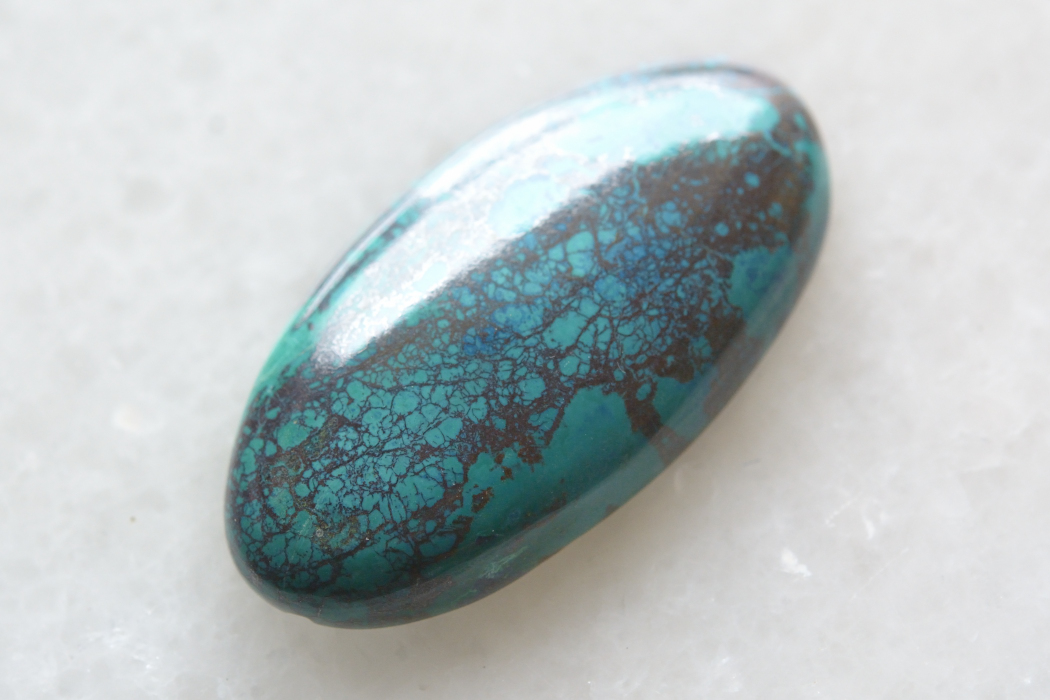 シャッタカイト【13】ルース・カボション（30.5×21mm）