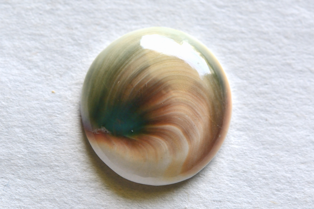シヴァアイ【17】ルース・カボション（25.5×23.5mm）