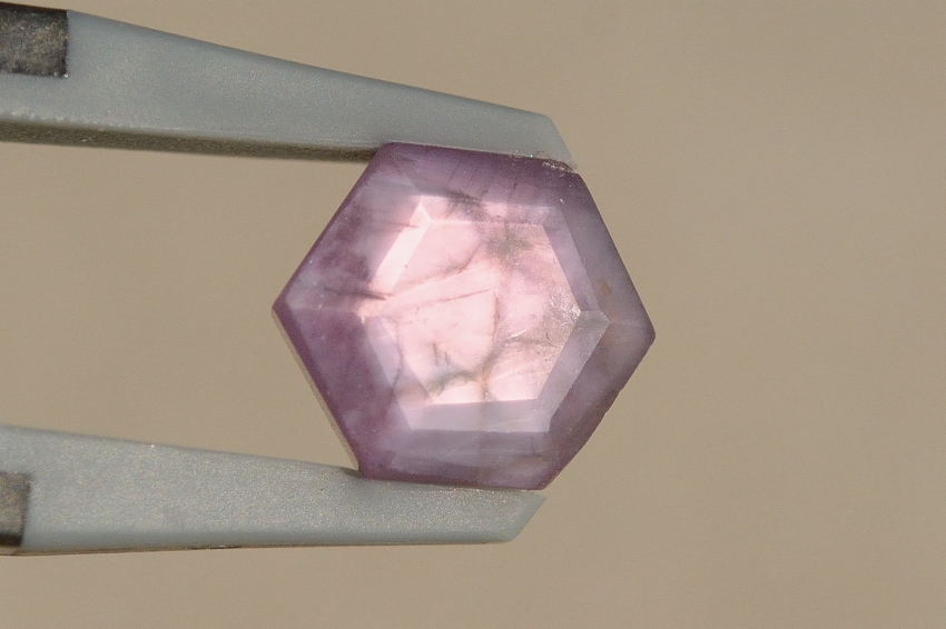 スタールビー・六芒星【43】天然石ルース・カボション（7×7mm）