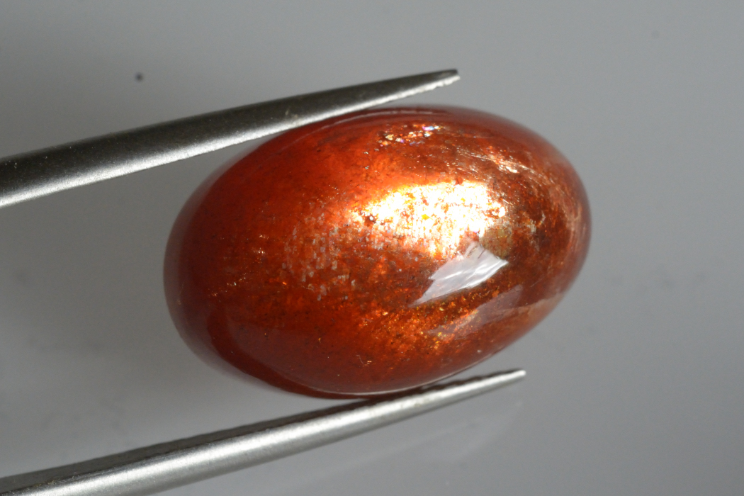 サンストーン【24】ルース・カボション（17.5×11.5mm）
