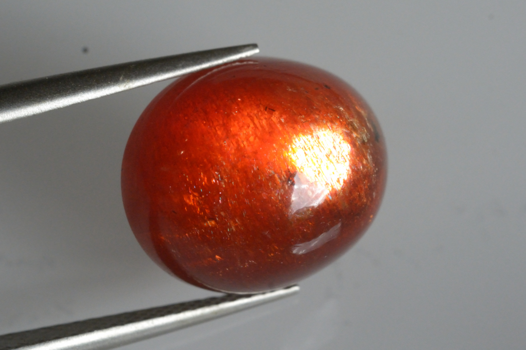 サンストーン【25】ルース・カボション（14.5×12.5mm）