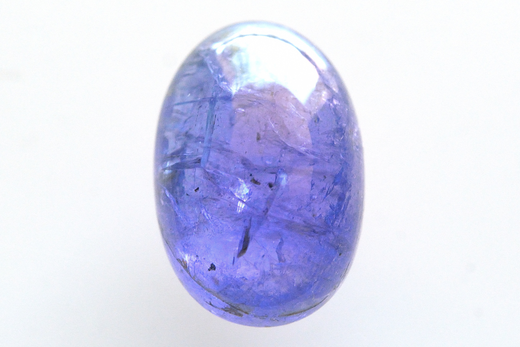 タンザナイト【4】ルース・カボション（15×10.5mm）