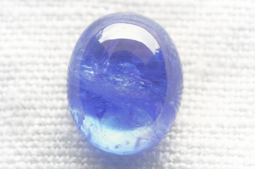 タンザナイト【25】天然石ルース・カボション（12.5×10mm）