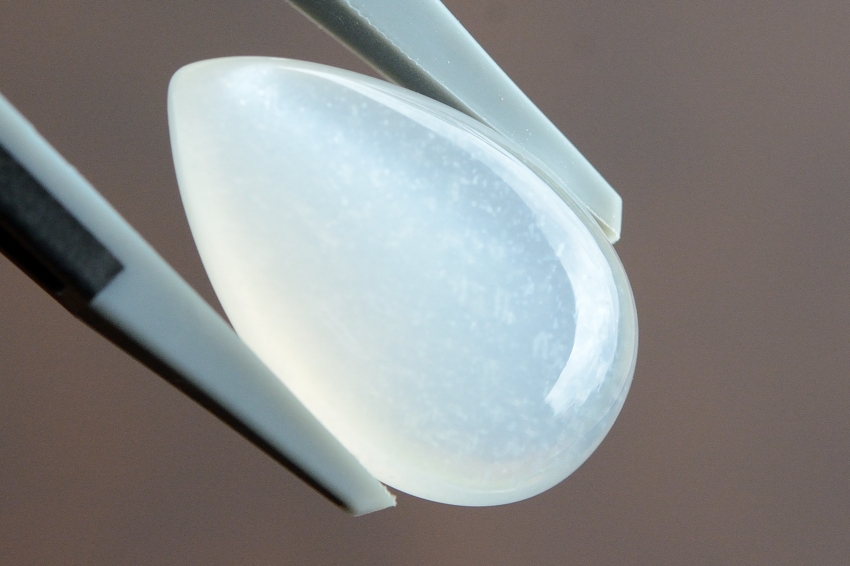 ホワイトムーンストーン【11】ルース・カボション