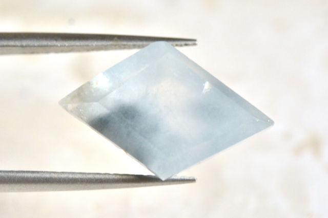 アクチノライトインクォーツ(ブルールチルクォーツ）【5】ルース・カボション（19.5×12.5mm）