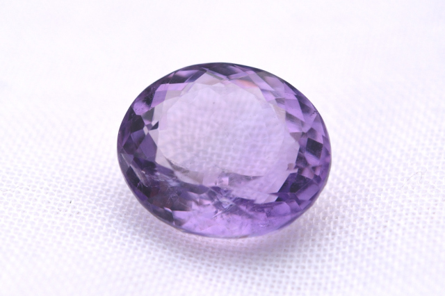 ピンクラベンダーアメジスト【27】ルース・ファセットカット（13.5×12mm）