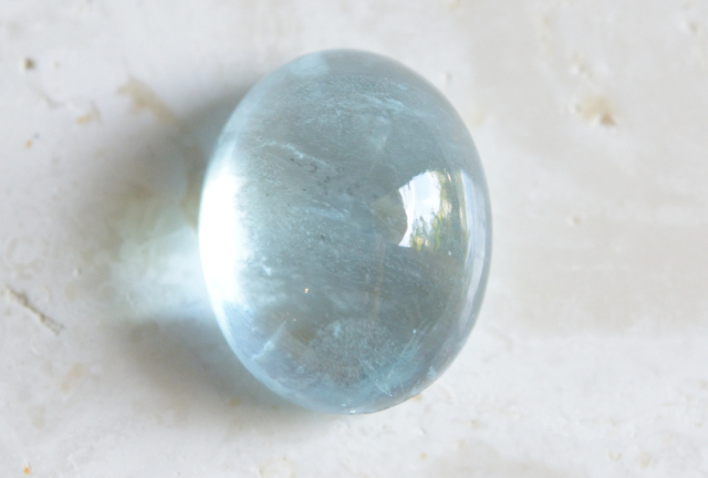 アクアマリン【4】ルース・カボション（13×10mm）
