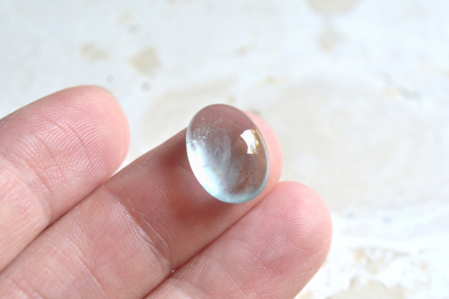 アクアマリン【6】ルース・カボション（14×10mm）