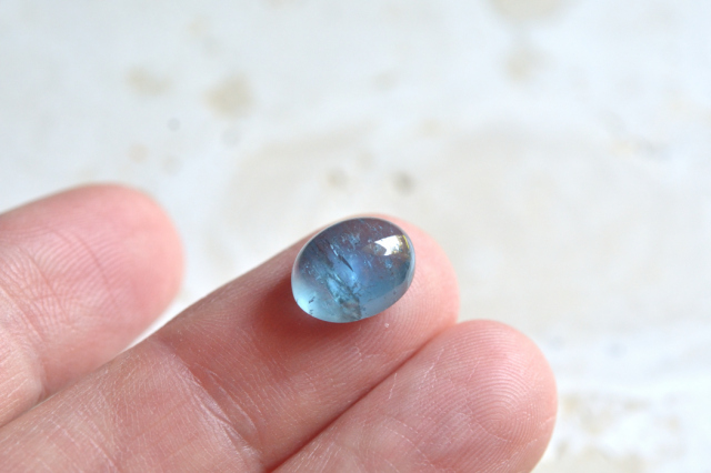アクアマリン【13】ルース・カボション（10×8mm）