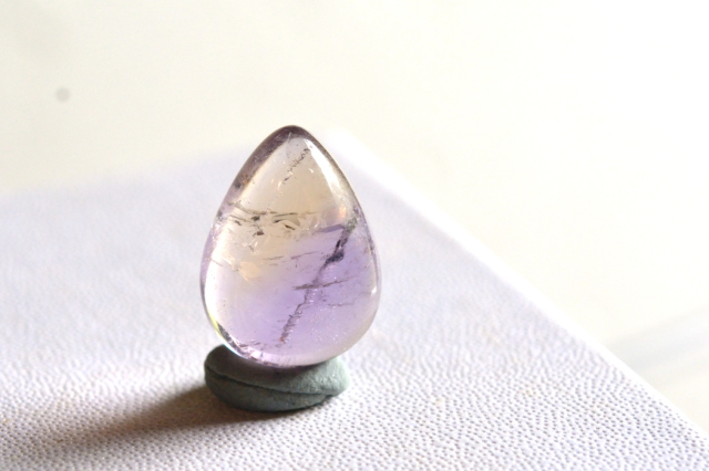 アメトリン【12】ルース・カボション（15.5×11.5mm）