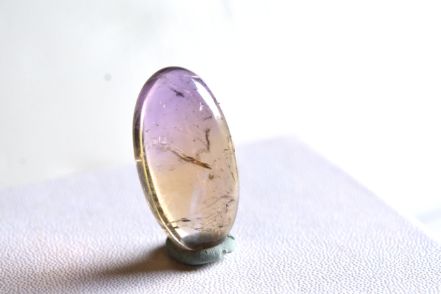 アメトリン【23】ルース・カボション（23×12.5mm）