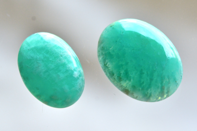 アマゾナイト・2石セット【37】天然石ルース・カボション　（16×12.5mm）