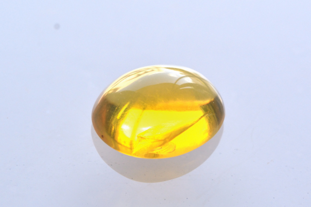 バーマイト（ブルーアンバー）【2】天然石ルース・カボション（15×13mm）