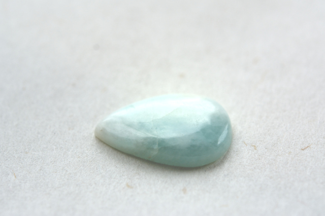 ブルーアラゴナイト【11】ルース・カボション（27.5×20mm）