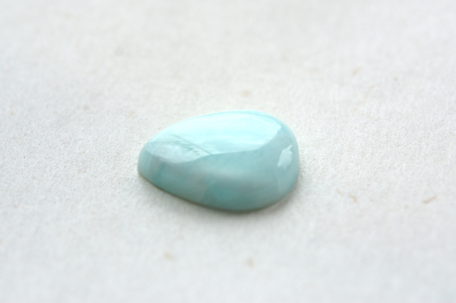 ブルーアラゴナイト【14】ルース・カボション（21.5×18mm）