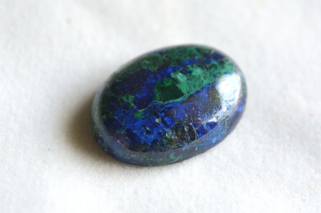 アズライト（アズマラカイト）【24】ルース・カボション（18×13mm）