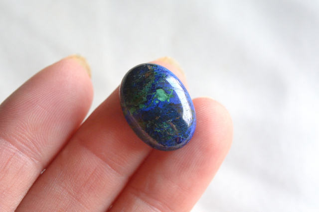 アズライト（アズマラカイト）【26】ルース・カボション（18×13mm）