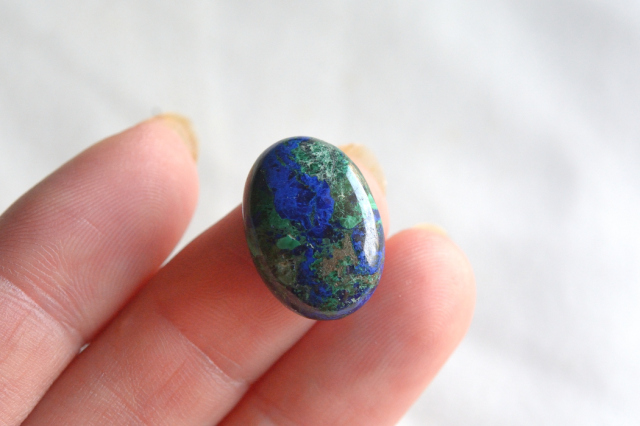 アズライト（アズマラカイト）【27】ルース・カボション（18×13mm）