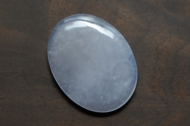 ブルーカルセドニー【2】天然石ルース・カボション（33×25mm）