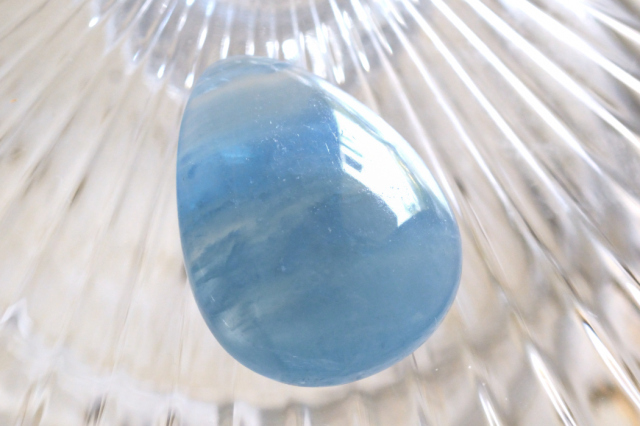 ブルーカルサイト(レムリアン・アクアティン・カルサイト)【8】ルース・カボション（28.5×20.5mm）