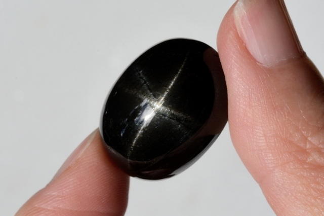 ブラックスター【3】天然石ルース・カボション　（22×16mm）