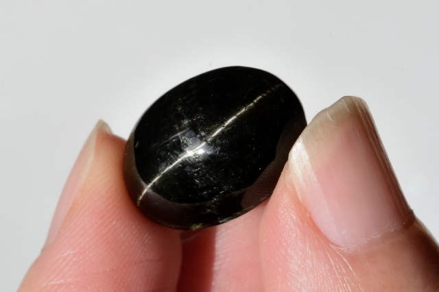 ブラックスター【8】天然石ルース・カボション　（17×12mm）