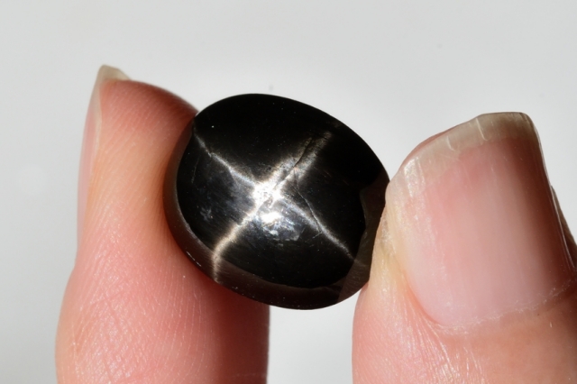 ブラックスター【9】天然石ルース・カボション　（15×12mm）