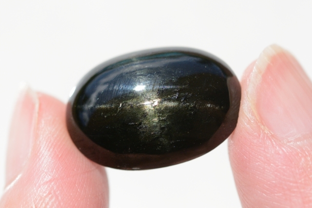 ブラックスター【17】天然石ルース・カボション　（20×13.5mm）