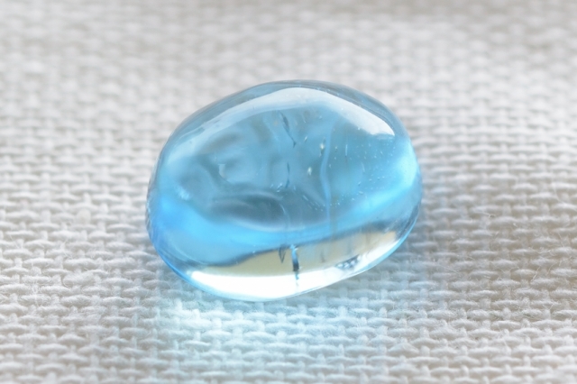 ブルートパーズ【24】天然石ルース・カボション（15.5×12mm）