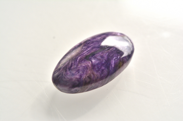チャロアイト【16】ルース・カボション（32×18mm）
