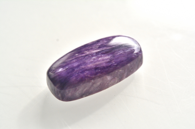 チャロアイト【17】ルース・カボション（31.5×16mm）