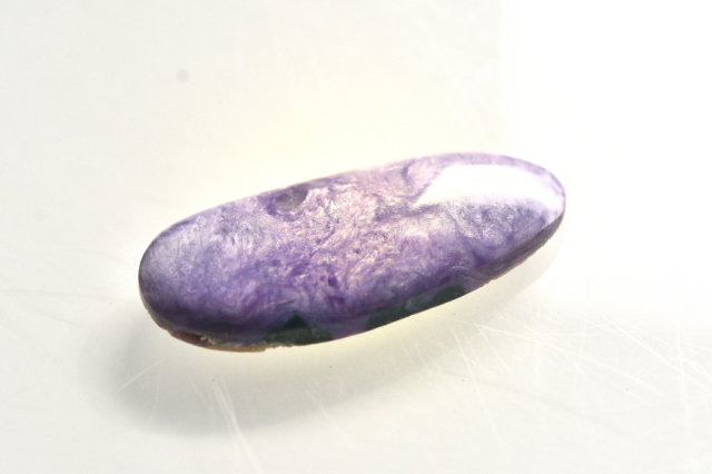 チャロアイト【23】ルース・カボション（36.5×17mm）