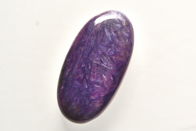 チャロアイト【25】ルース・カボション（33.5×17mm）