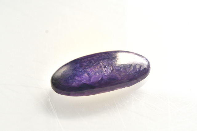 チャロアイト【25】ルース・カボション（33.5×17mm）