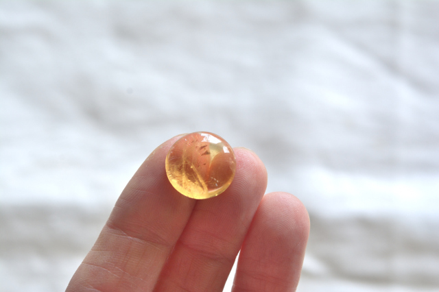 シトリン【30】ルース・カボション（15×14.5mm）