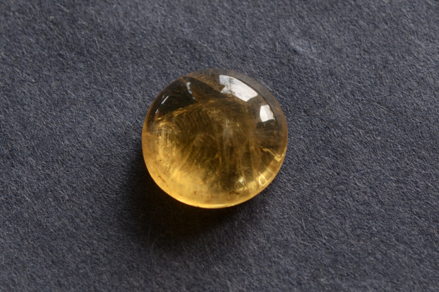 シトリン【30】ルース・カボション（15×14.5mm）