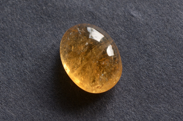 シトリン【32】ルース・カボション（19.5×14.5mm）