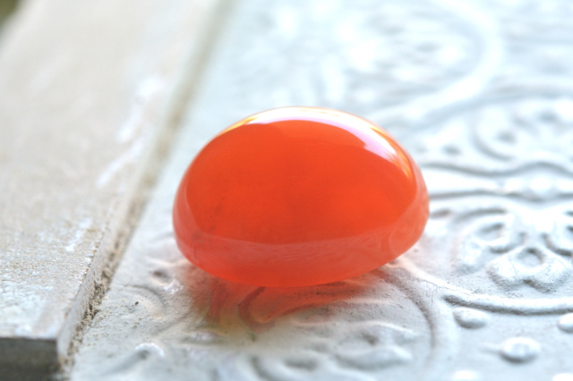 カーネリアン【19】ルース・カボション　（19.5×15mm）