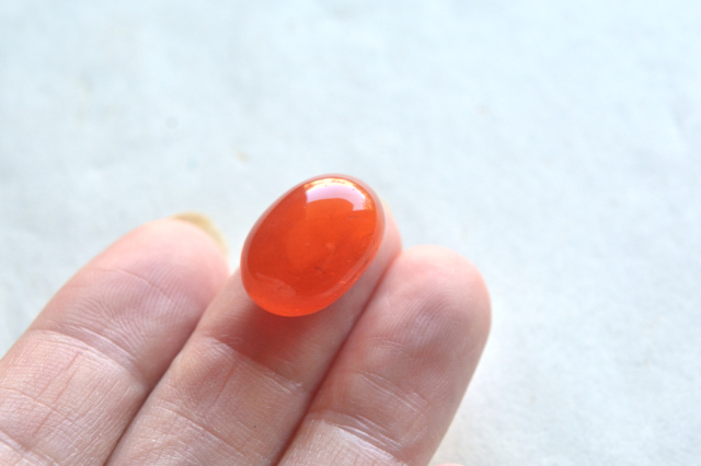 カーネリアン【21】ルース・カボション　（16.5×12mm）