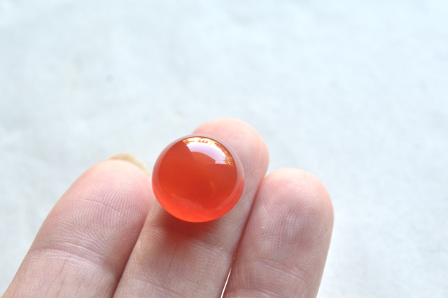 カーネリアン【25】ルース・カボション　（14×14mm）