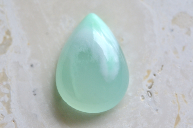クリソプレーズ【62】ルース・カボション　（19.5×14mm）