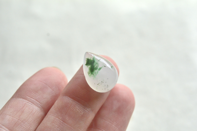 クリソプレーズ【63】ルース・カボション　（16.5×11.5mm）