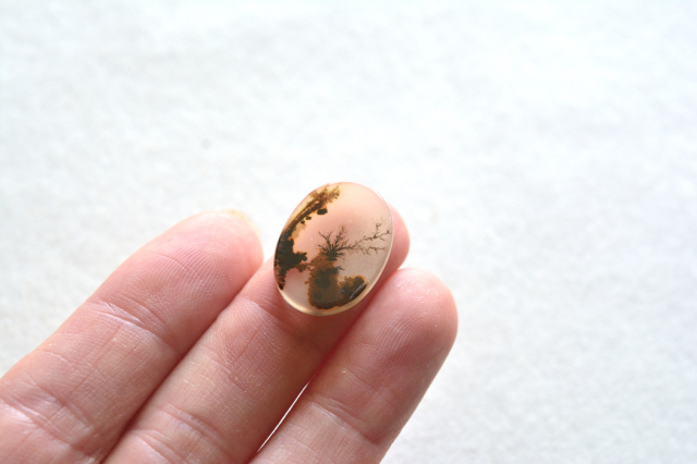 デンドリティックアゲート【12】ルース・カボション　（19.5×14.5mm）